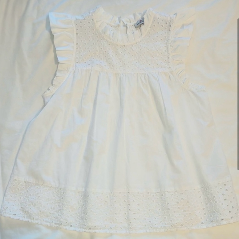 Vineyard Vines Eyelet Flutter sleeve top, size Large
